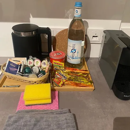 Pure Berlin Apartments - For Up To 5 Guests Near Uber Arena, Central, Stylish-3